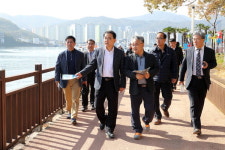 창원시장, 마산 돝섬 현장탐방