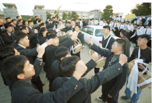 [김구연 사진부장의 그땐 그랬지]22년 전 수능 응원전