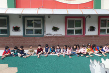 광도유, 맨발놀이유치원 운영