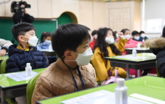 선생님 3월에 만나 더 기뻐요