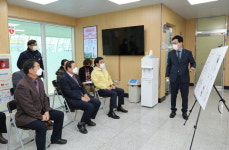 조근제 함안군수 국민체육센터 방문·점검