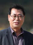 늦깎이 시인들 깊고 투쟁적인 시 쓰기 조명