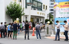 경남 확진자 하루 최다 104명