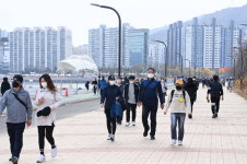 마산만 바라보며 걷는 즐거움