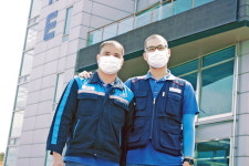 노동조합원끼리 국적 따지지 않아요