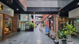 경남 상가 거리 조금씩 기지개