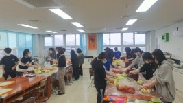 거제옥포고, 사랑의 김장 나눔 행사