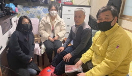 통영 정량동주민센터 노인 발 마사지기 지원