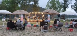 버스킹 공연 즐기는 합천 황강…볼거리 즐길거리 풍성