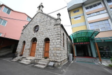 옥상에서 본 별 눈물 흘렸던 교내 성당...졸업생들이 기억하는 마산 성지여고 추억의 장소