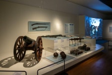 밀덕들 입소문 탄 화력 조선...국립진주박물관 전시 둘러보니