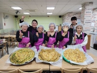 양산 동백아가씨 봉사단, 명절특식 봉사