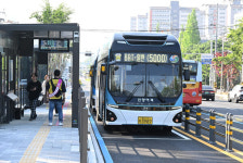 창원 원이대로 BRT 개통 첫날...시민 불편 제기 보완책 필요