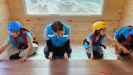 망치질도 척척... 초등학생들이 직접 집을 지으며 배우는 것은