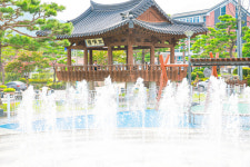  보기만 해도 시원 산청 한마음공원 바닥분수