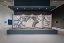 [경남도립미술관 소장품 산책] 28. 일지송(一枝松), 기세가 높아 만장이나 되니 온 세상을 덮는다, 황현룡