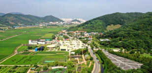 김해 관광명소 봉하마을에 유스호스텔 들어선다