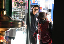 매달 노인들에게 따뜻한 한 끼 대접하는 청년 자영업자