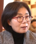 용빈과 용혜에게 봄은 왔을까, 바다 보이는 묘소서 생각하다 [경남 문학관 가는 길 ①]