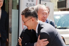 문형배 전 헌법재판관 퇴임 후, 김장하 선생 처음 찾아봬 한 말은?
