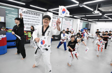 올해도 태권도로 독도의 날 알리는 창원 태권도장
