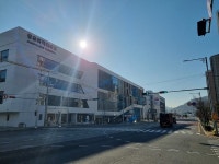 [돋보기] 김해 장유여객터미널 2년 여간 개장 불투명·건물 방치 눈살