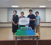 케어리스트, 반도노인요양원에 물품 기부