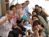 수원여대 자원봉사단, 치매안심경로당 찾아 1일 손녀 봉사활동