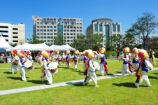 동대문구, 소통과 화합의 한마당 구민의 날 행사 열어