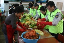 칠곡 署, 사랑의 김장 만들어주기 봉사 진행