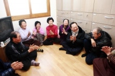 “요즘 날씨도 추운데 건강은 어떠신지요?”