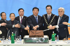 “ 행정복지센터 복지허브화로 세계 제일 행복텐미닛 복지도시를 만든다”