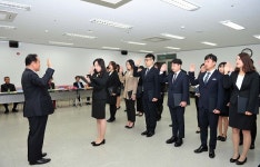 군위군, 이색 신규공무원 임용식 눈길