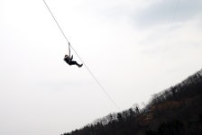 아시아 최장’ 하동 금오산 짚와이어 타기 쉬워졌다