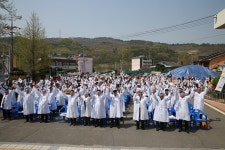 정산장에 울려 퍼진 대한독립 만세
