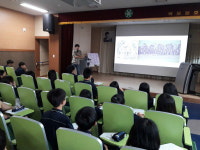 기생충 박사 서민 교수의 학교로 찾아가는 인문학 강연