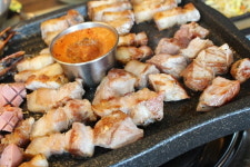 효리네민박맛집 세화 그때그집, 흑돼지세트메뉴와 흑돼지김치찌개쌈으로 가성비 좋은 풍부한 한 상 맛볼 수 있어