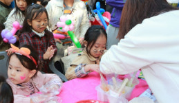 엄마, 아빠 맘든든센터로 놀러가요