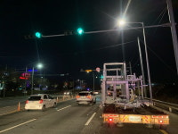 부산 강변대로 80대 무단횡단자 트레일러차량 충돌