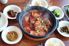 성산일출봉 맛집 통통갈치밥상 , “봄철, 제주도 갈치조림으로 관광객 입맛 사로잡고파”