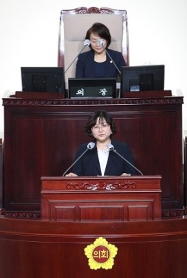 김은주 의원, 고용취약계층 및 돌봄서비스 일괄질문 | 포토뉴스