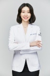환절기에 민감해지는 피부의 노화를 주의해야