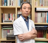 자주 어지럼증 느낄 때 숨겨진 원인과 치료법 찾아야