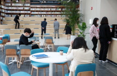 경남도청 확 바뀌었네..복합공간 조성 도민 개방