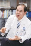 [경기인터뷰] 유희석 아주대학교병원장 경기원스톱 지원센터장