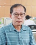 팽성읍사무소 이재홍씨 54세에 시작한 공직… 참봉사 해야죠