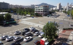 [교통사고 이젠 줄입시다]안양시 종합운동장 사거리