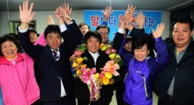 [경기포토]재보선 당선자 가평읍(제1선거구)도의원 송기욱 당선인