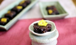 [류현미의 우리음식 맛보기]오디약식과 오디스무디