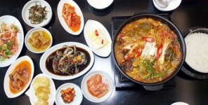 [맛집 데이트]연천 매운탕전문점 하남타운